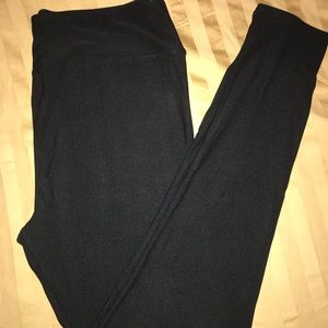 NWOT LuLaRoe TC Black Legging